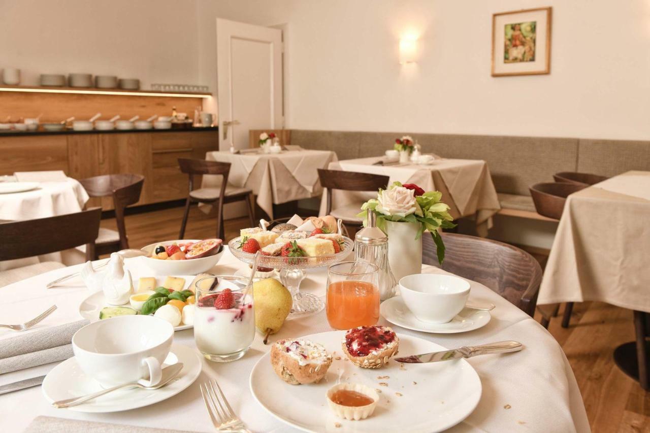 Ansitz Punthof Hotel Lagundo Eksteriør billede
